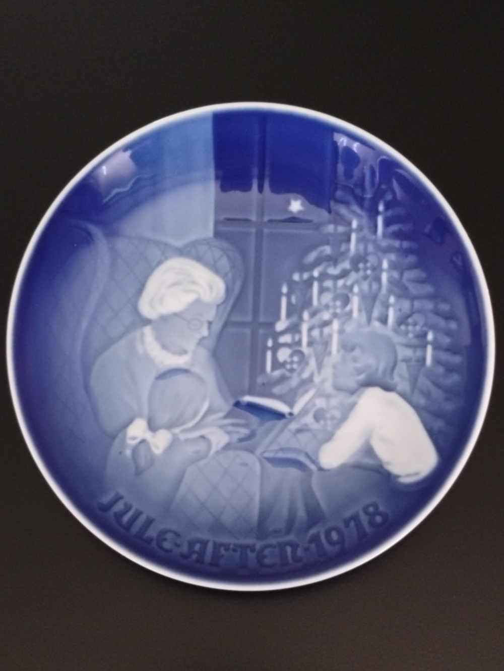 1978 Bing & Grondahl Jule Aften A Christmas Tale Copenhagen Porcelain 7.25 Plate